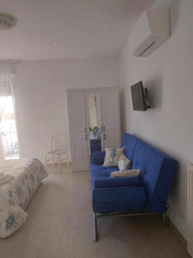 Hotel L'Approdo à Bordighera Extérieur photo